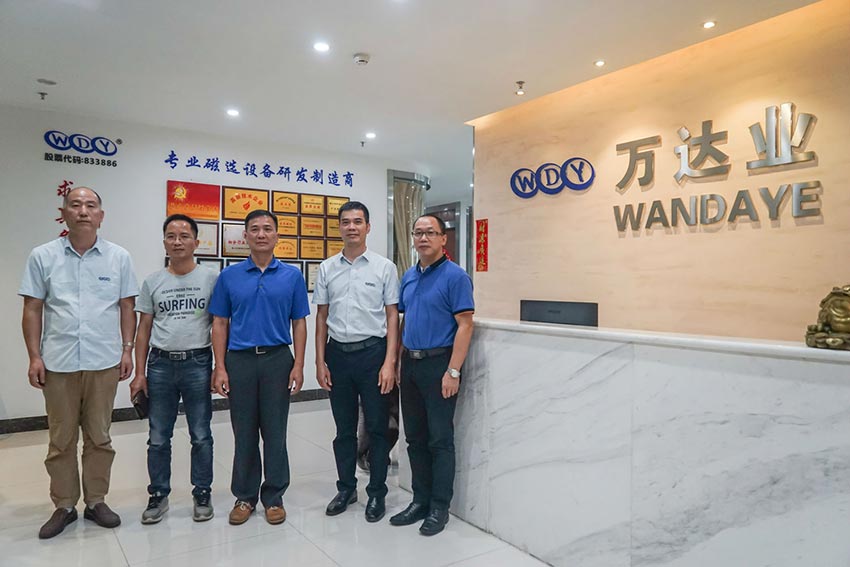  國(guó)家“固廢資源化”重點(diǎn)專項(xiàng)專家組蒞臨萬(wàn)達(dá)業(yè)合作開(kāi)展環(huán)保項(xiàng)目工作