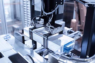 新能源汽車(chē)產(chǎn)業(yè)崛起，磁選設(shè)備電池材料除鐵助力電池行業(yè)發(fā)展